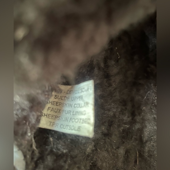 Lamo Black Suede Slipper Shoes - Picture 7 of 8